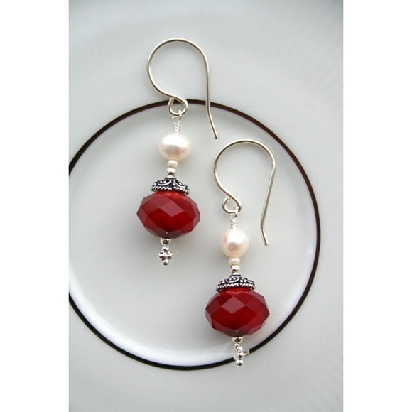 Handmade dangle earrings - Picture 2 of 2